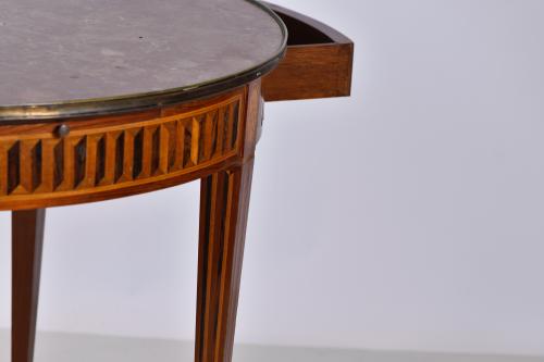 Louis XVI style gueridon, 20th century.