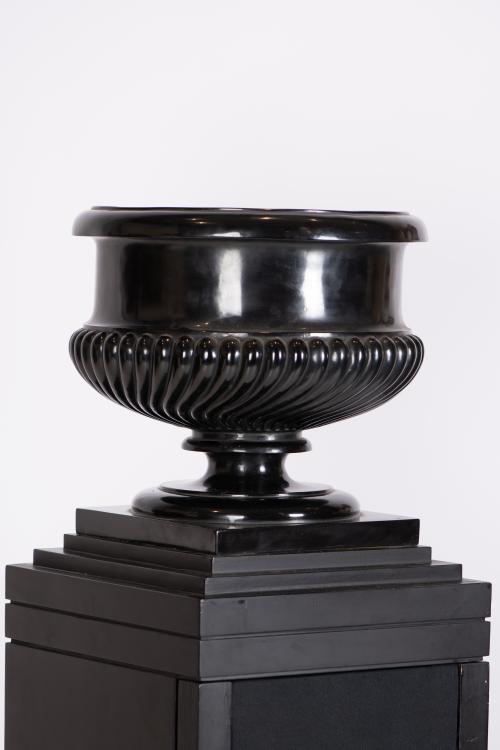 Pair of kraters, 20th century.
