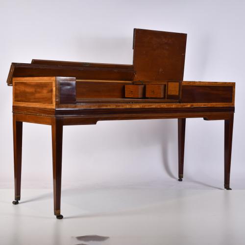 Fortepiano converted into a George IV desk, 19th century.