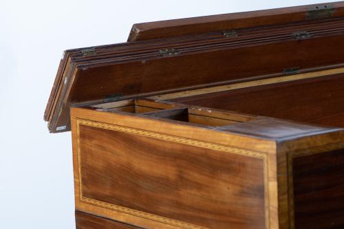 Fortepiano converted into a George IV desk, 19th century.