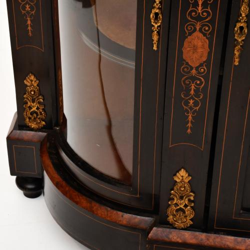 Napoleon III style cabinet, 20th century.