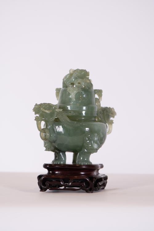 20TH CENTURY CHINESE SCHOOL. Incense burner.