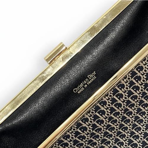 DIOR. Clutch bag.