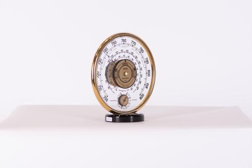 JEAGER-LECOULTRE.  Table barometer, mid 20th century.