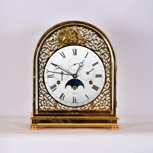 KIENINGER.Table clock, 20th century.