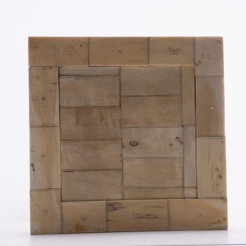 ESCUELA CHINA, SIGLO XIX.  Pagoda en marfil.