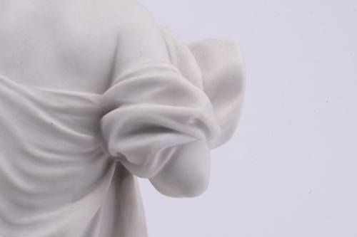 SIGUIENDO MODELOS DE ETIENNE MAURICE FALCONET (1716 - 1791)