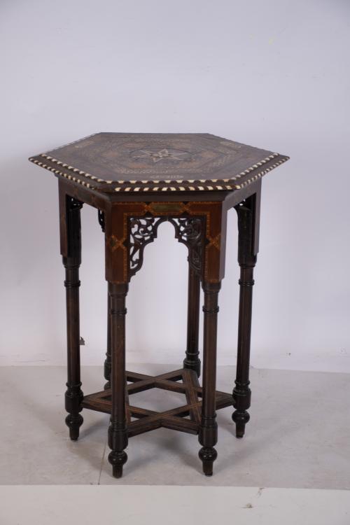 Oriental-like tea table, 20th century.