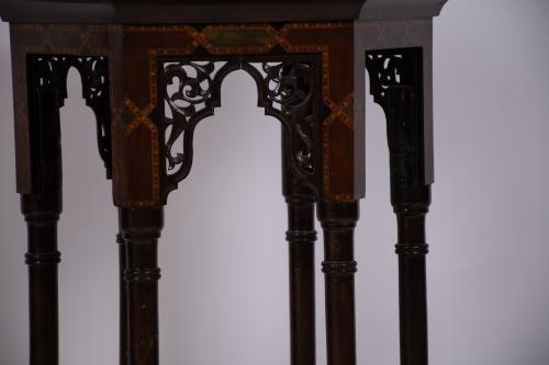 Oriental-like tea table, 20th century.