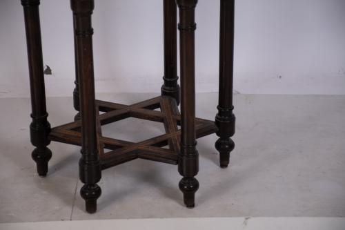 Oriental-like tea table, 20th century.