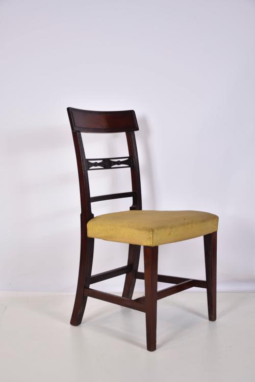 Conjunto de cuatro cadiras inglesas William IV, siglo XIX. 