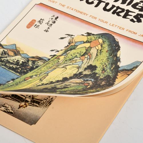 ESCUELA JAPONESA, SIGLO XX. Lote de varias postales japones