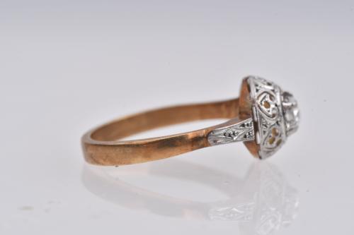 Ring and pair of earrings, 1920&#39;s.