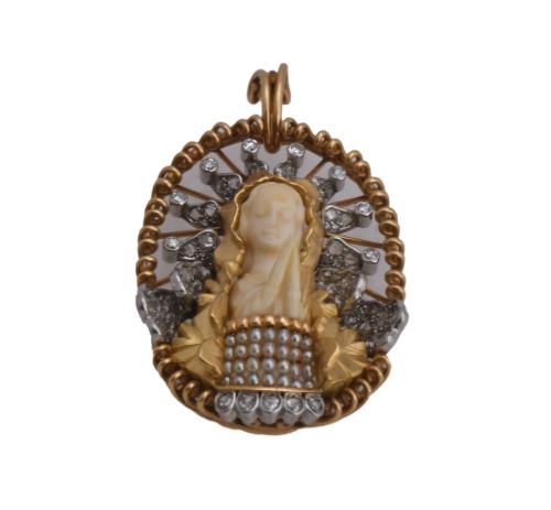 J. Roca. Pendant with a depiction of Madonna.