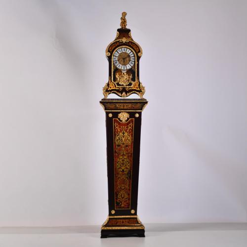 Napoleon III style table clock with base, 20th century.