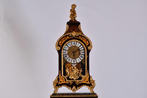 Napoleon III style table clock with base, 20th century.