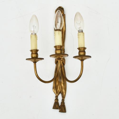 Pareja de apliques estilo Luis XVI, siglo XX