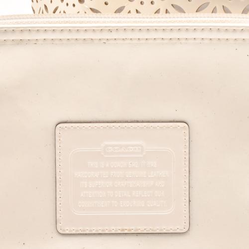 COACH. Metro Eyelet