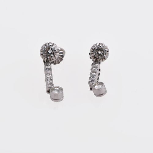 Diamonds earrings, 1950's style.