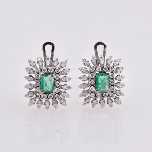 1970's earrings with emerald and diamonds rosette.