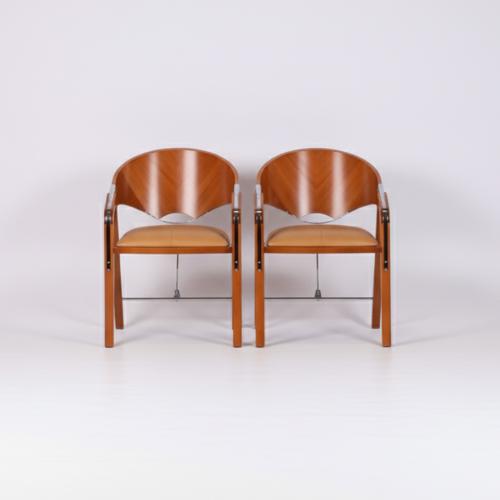 JAUME TRESSERRA (BARCELONA, 1943) Pair of 'Spinnacker' chairs.