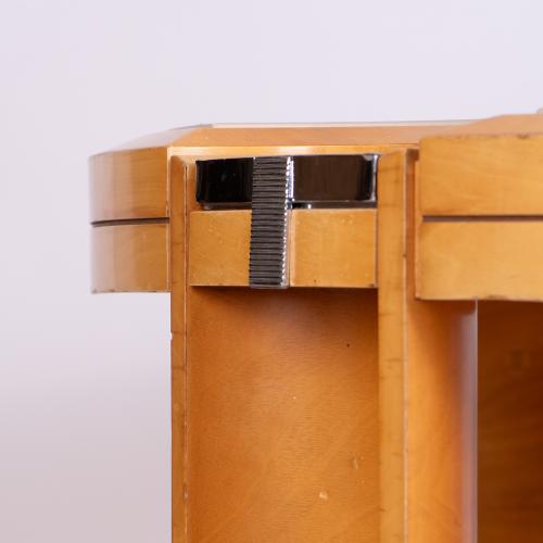 JAUME TRESSERRA (BARCELONA, 1943) &#39;Jocker&#39; table and chairs