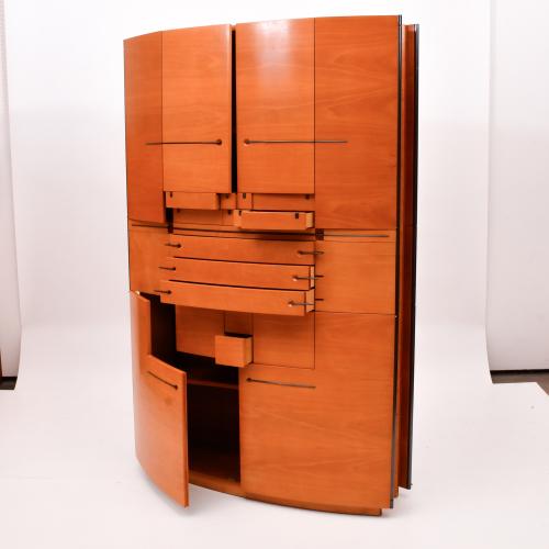 JAUME TRESSERRA (BARCELONA, 1943) Mueble buffet "Samuro"
