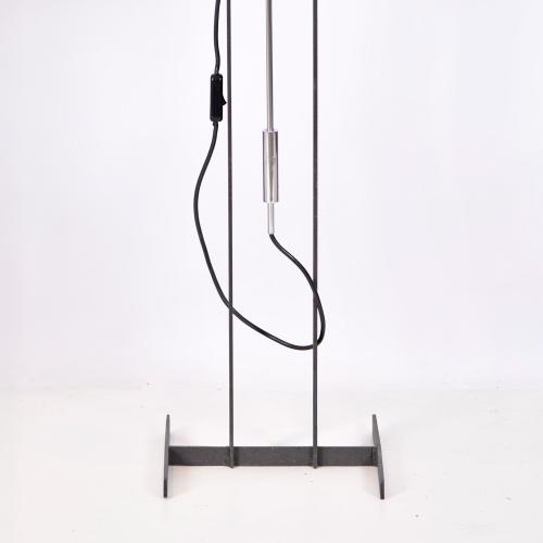JAUME TRESSERRA (BARCELONA, 1943) Conic floor lamp