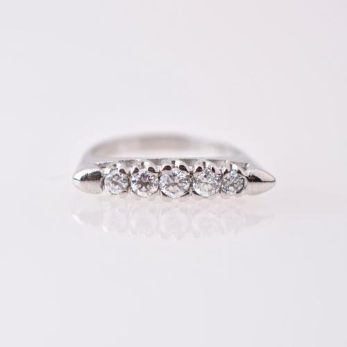 Five-diamonds ring