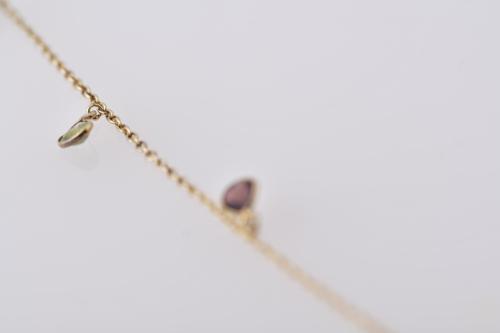 Gradient pendant earrings