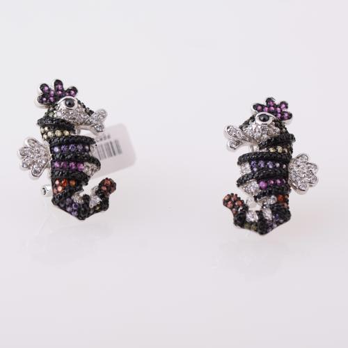 Seahorse-shaped earrings