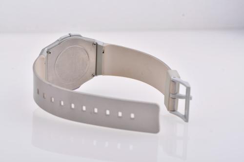 Unisex wristwatch.