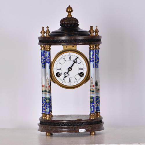 SIGUIENDO MODELOS VIENESES, reloj esmalte.