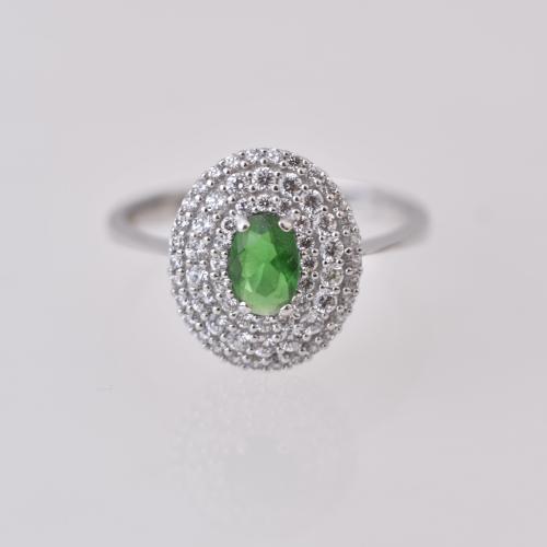 Rosette ring with emerald and diamonds