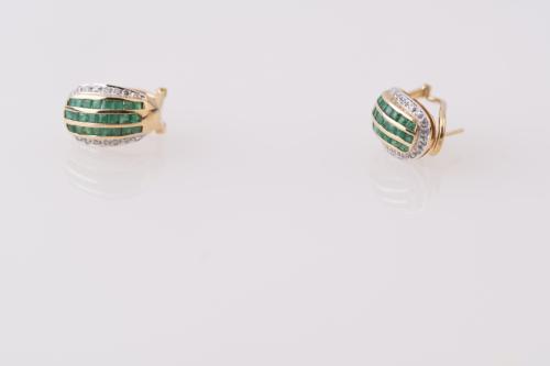 1980&#39;s style earrings
