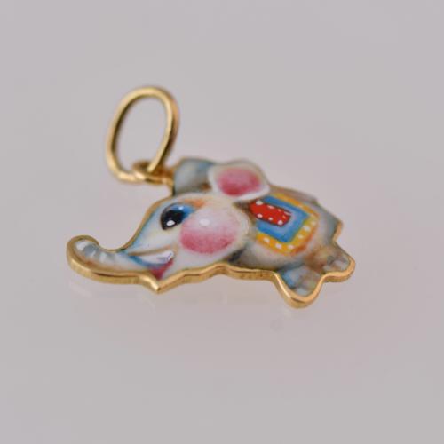 Elephant-shaped pendant