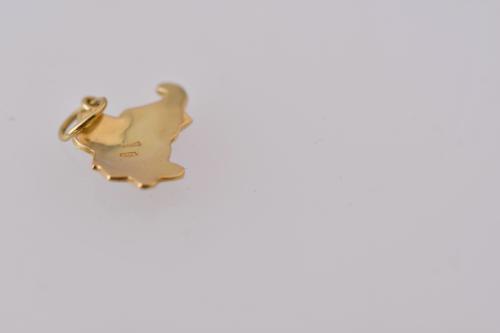 Elephant-shaped pendant