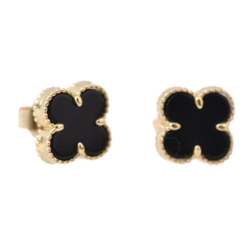 Clover-shaped earrings
