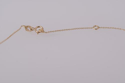 Pendientes con esmeralda y rosetón de diamantes.