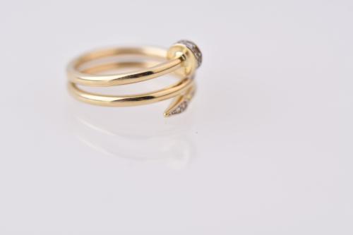Nail-like ring