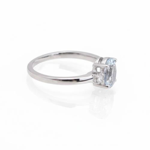 Triplet ring