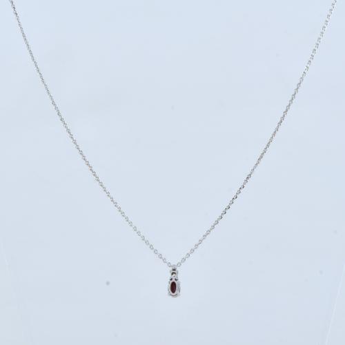 Collar con colgante de diamante y rubi