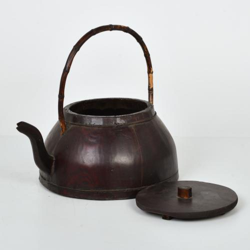 Conjunto de tetera y recipiente