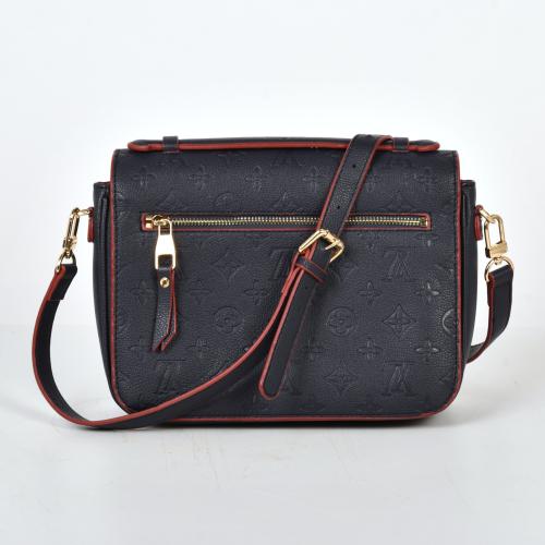 LOUIS VUITTON. Bolso tipo pochette "Metis"