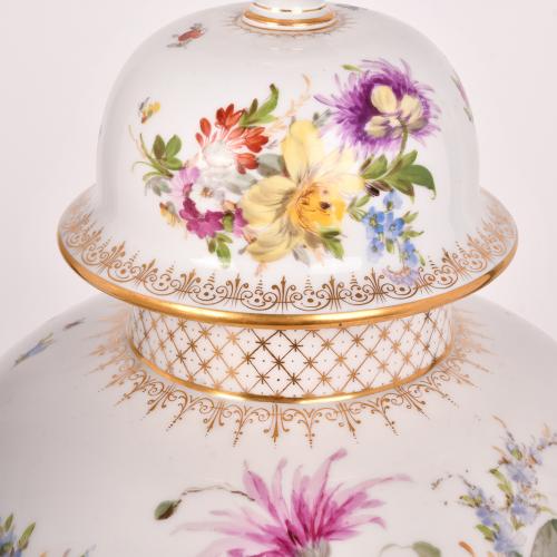 MANUFACTURA CARL THIEME, pareja de jarrones alemanes de Saj