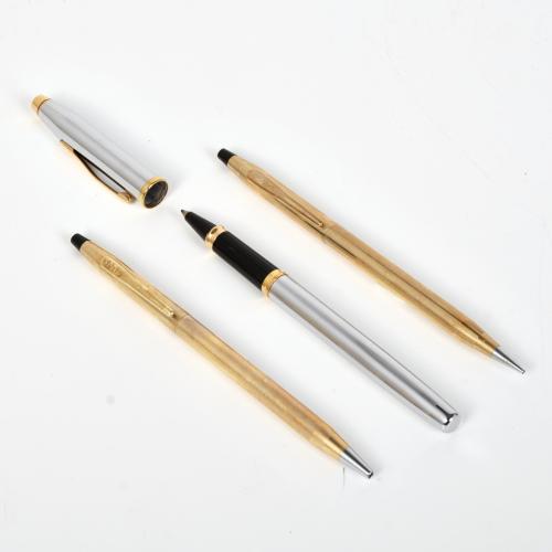 CROSS, dos bolígrafos y portaminas.