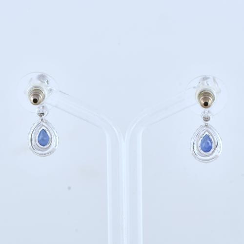 Pendientes articulados de diamantes y zafiros ceylan.