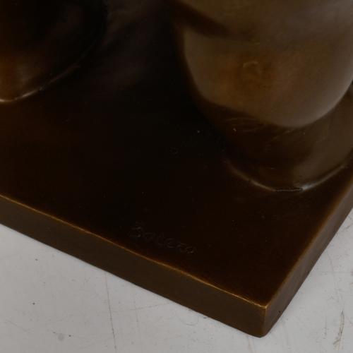 SIGUIENDO MODELOS DE FERNANDO BOTERO, "Gato"