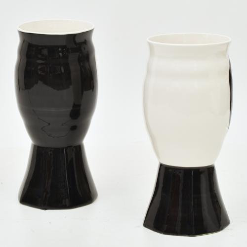 ESCUELA ITALIANA, SIGLO XX. Maceteros