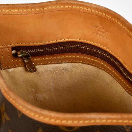 LOUIS VUITTON. Bolso Bucket